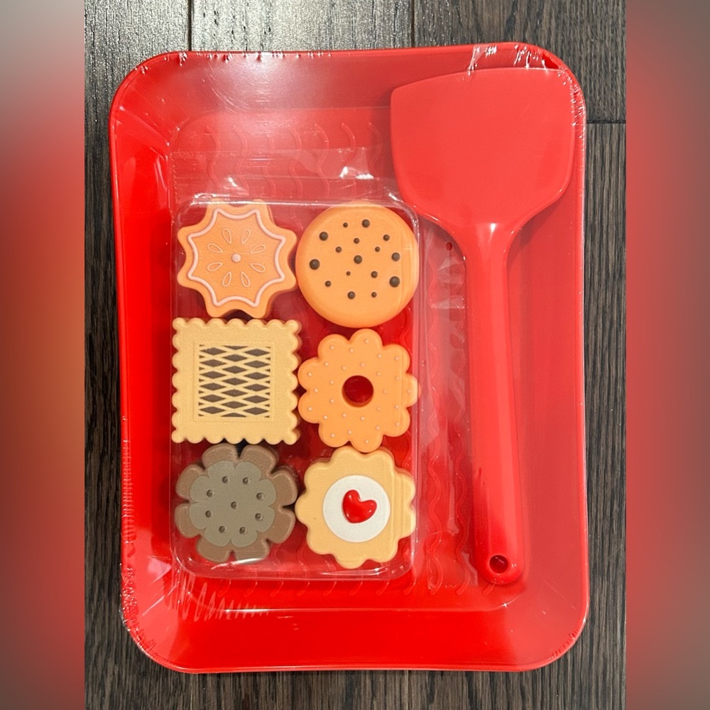 Cookie play set NWT